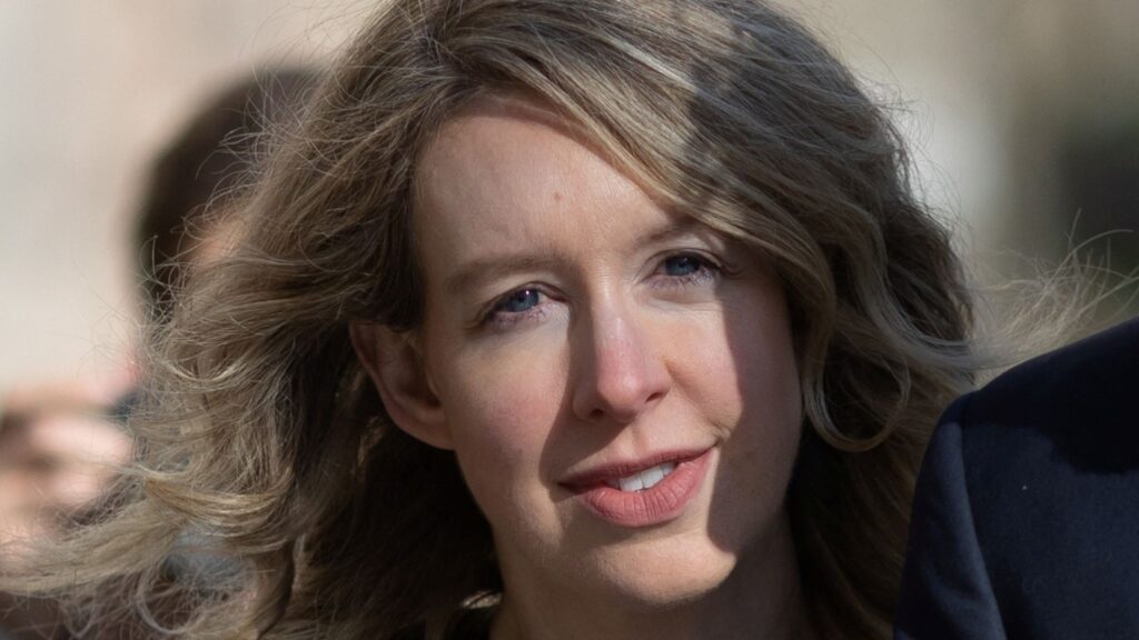 TallwireNews's tweet photo. Elizabeth Holmes Approved For 2027 Transfer From Federal Prison To Texas Halfway House tallwire.com/elizabeth-holmes-approved-for-2027-transfer-from-federal-prison-to-texas-halfway-house/ #ElizabethHolmes #Theranos https://t.co/VulOTBUlDW