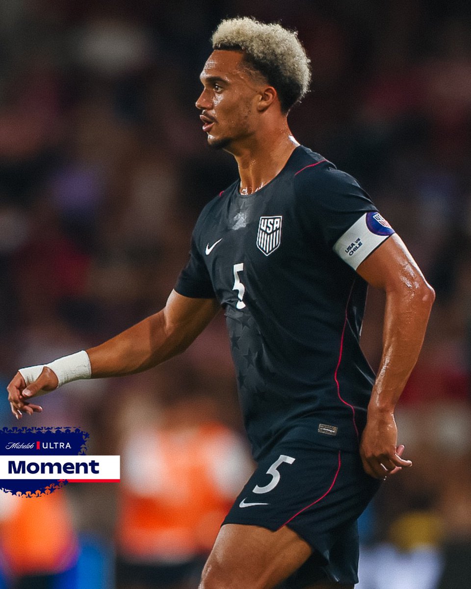 USMNT's tweet photo. For the first time in his #USMNT career, @Antonee_Jedi wears the captain's armband. 👏©️

🍻 @MichelobULTRA Moments https://t.co/CVhItlp5xu