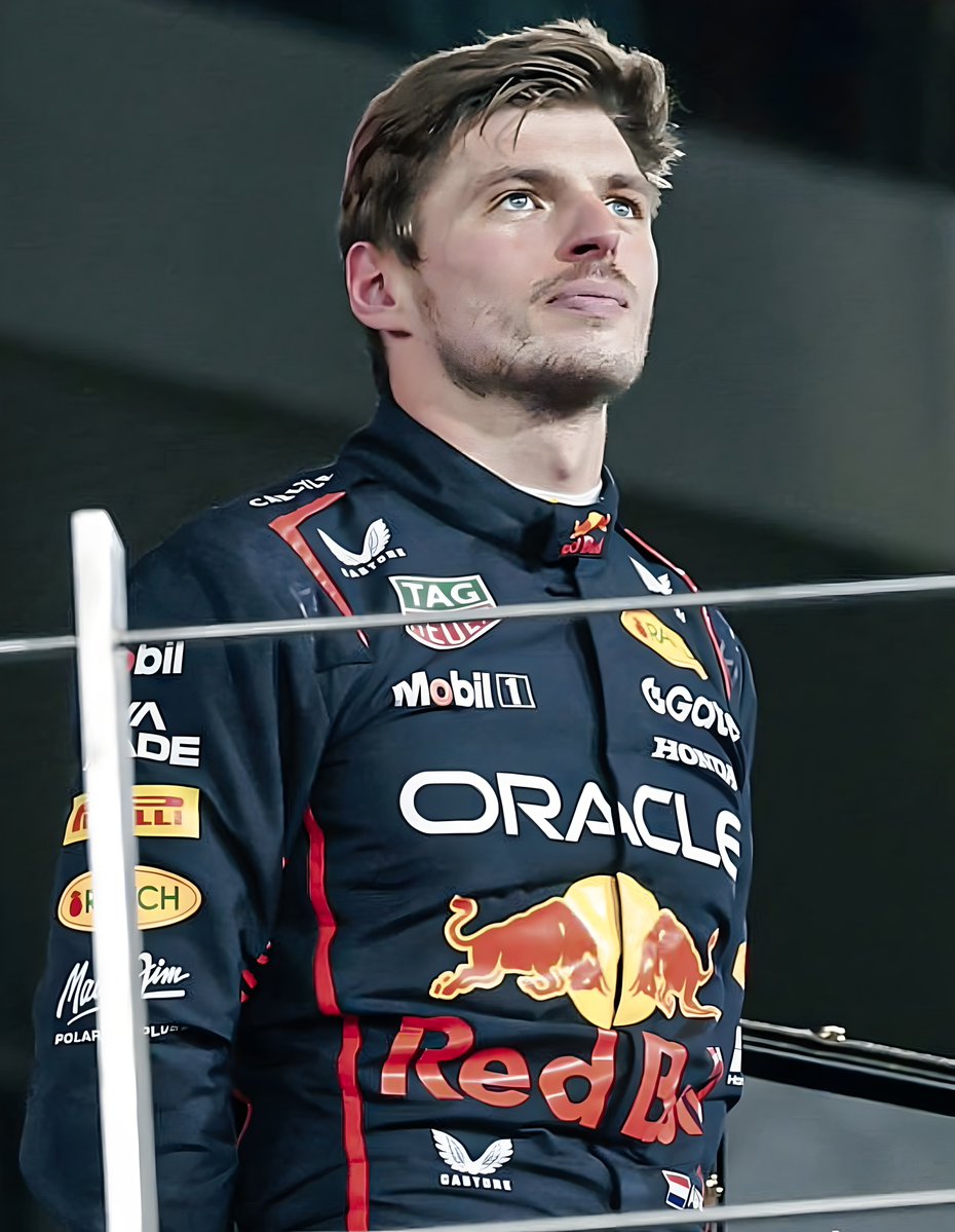 redbullbaby05's tweet photo. Happy Birthday Max Verstappen! 🐣🎂♥️ https://t.co/58j7Dd3WTe