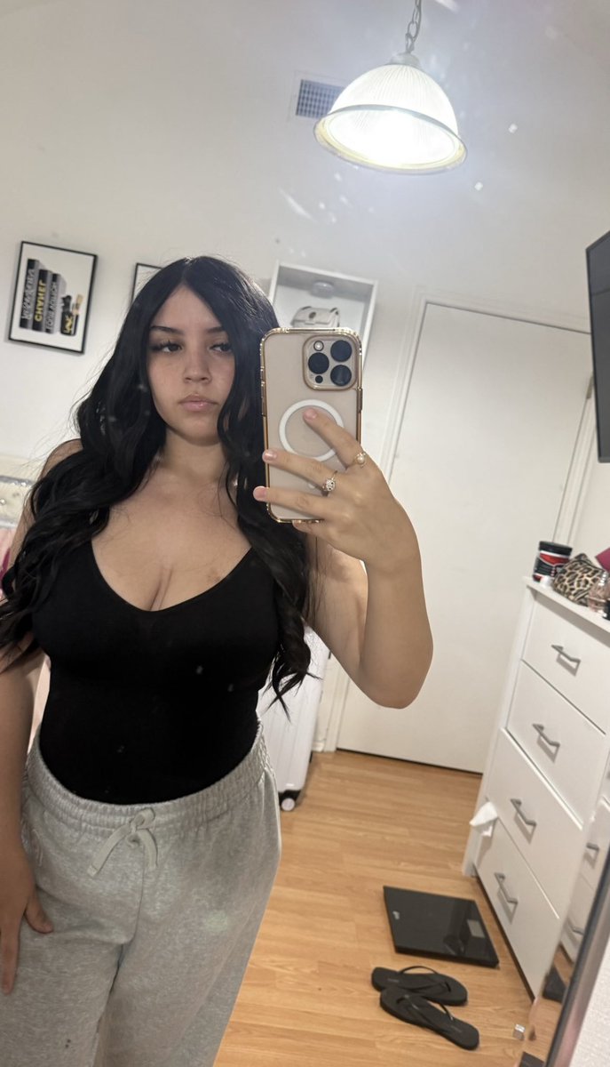 dontchasedaliqa's tweet photo. dm me to link #htx #houston #menu #nsfwtwt #nsfw #easy #bop #teen #htxmeets #houstonfreaks #ie #dtx #dallas #satx #tx #latina #link https://t.co/GFqtd6Isin