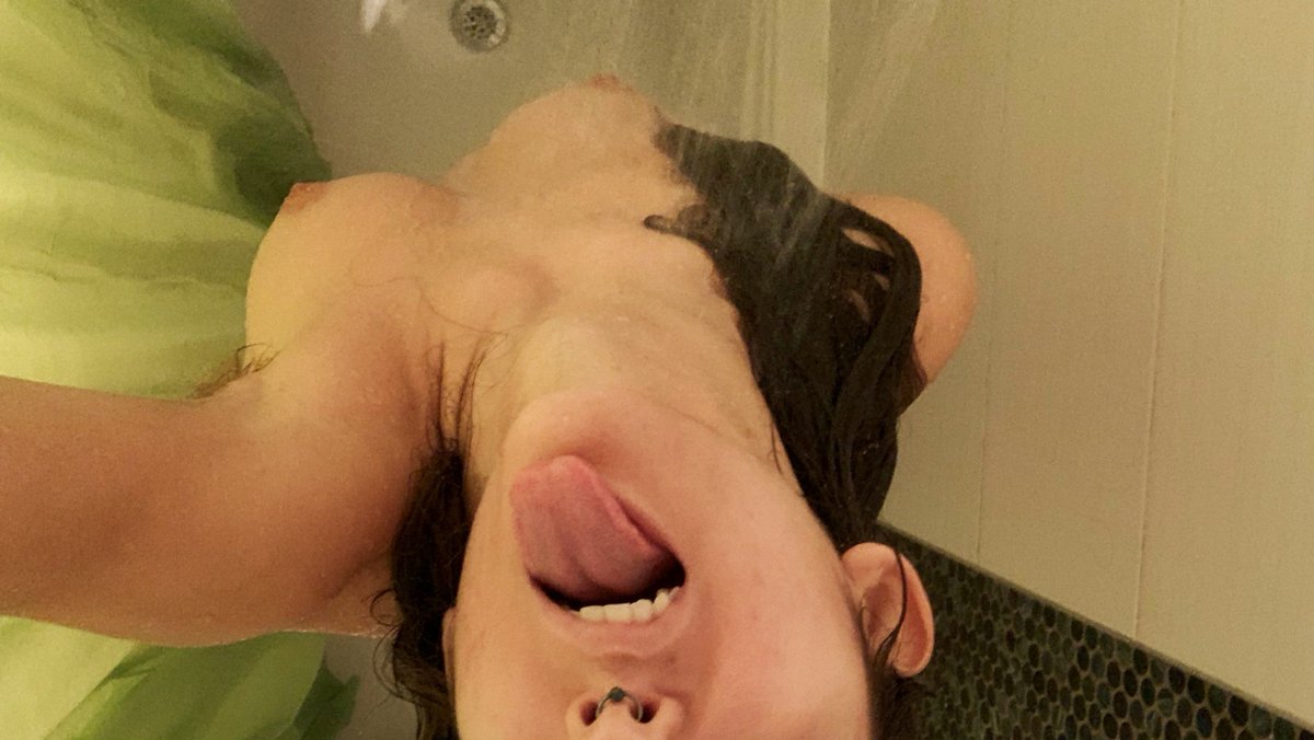 ur2dkittygurl's tweet photo. bu 👻 https://t.co/toGsMLwdY8