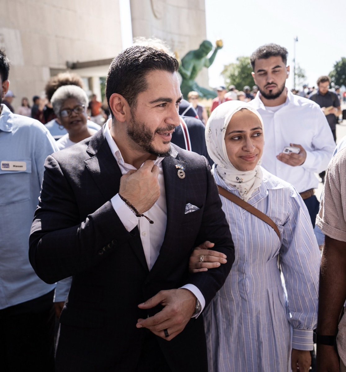 MAGAVoice's tweet photo. We cannot allow Abdul El-Sayed win the Midterms. He will get access to Classified US Intelligence as a United States Senator 

THIS IS AN OBVIOUS SECURITY RISK

TIME TO GET LOUD MICHIGAN https://t.co/Z2glNR9cdD