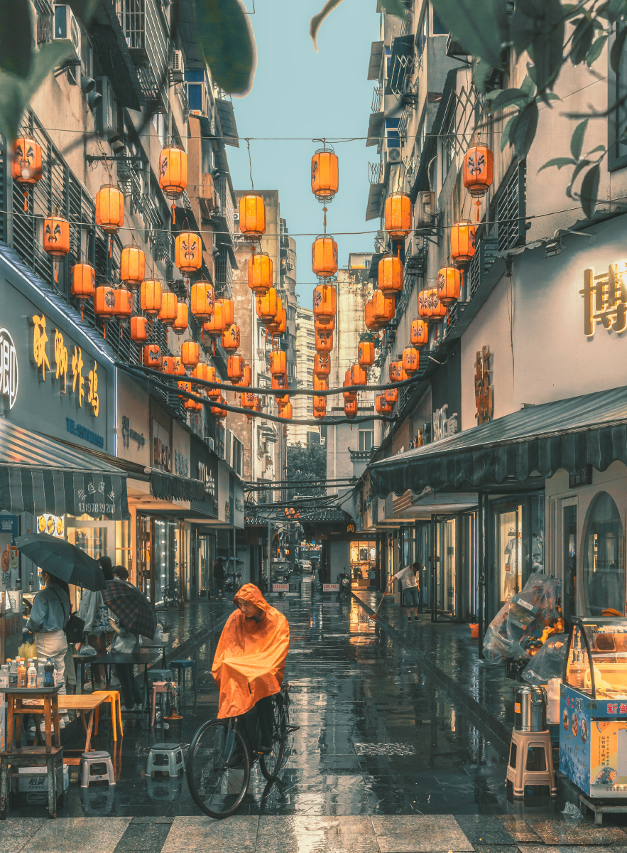 PfIgfOR8yNG0SNB's tweet photo. [This city’s night is full of bright neon lights, echoing the steady sound of a gong from the old alley. The quiet tension blends with the soft sheen of satin, making every moment feel gentle yet full of charm.]， https://t.co/E6pRyeZpbD