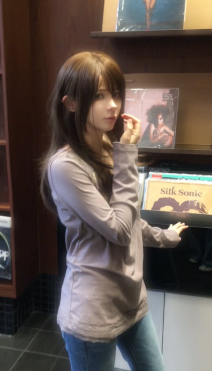 dirya_cos's tweet photo. #music #vinyl #vibe https://t.co/Eq5RTTuxH7