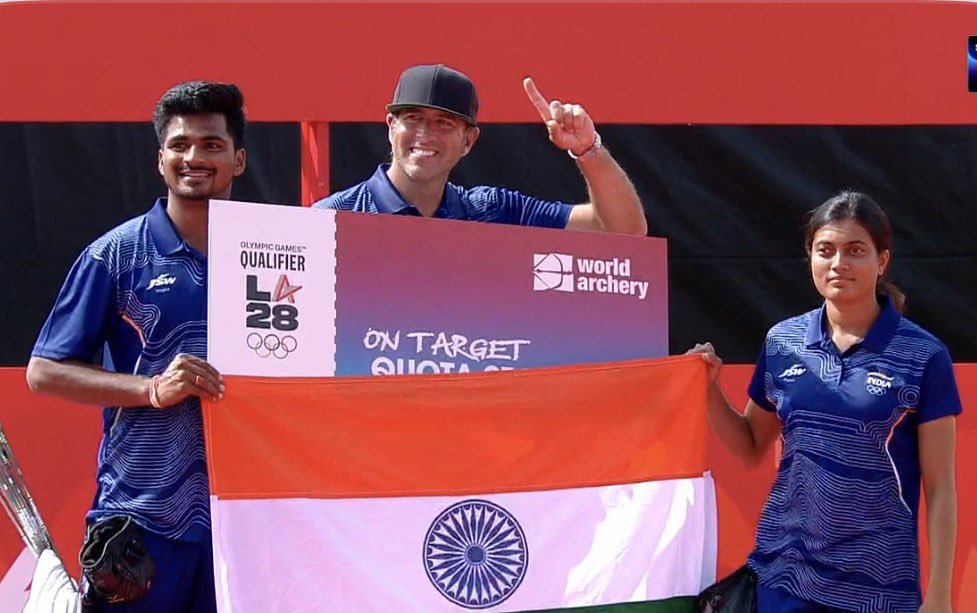 majja_ni_life_1's tweet photo. Qualified for Olympics  LA2028 🥳💥🇮🇳

Great morning for india 🇮🇳❤️

Gold after gold 🥇 

#asiangames2026 #goldforindia #indianarchery #compoundmixedteam https://t.co/HR00dorr4A