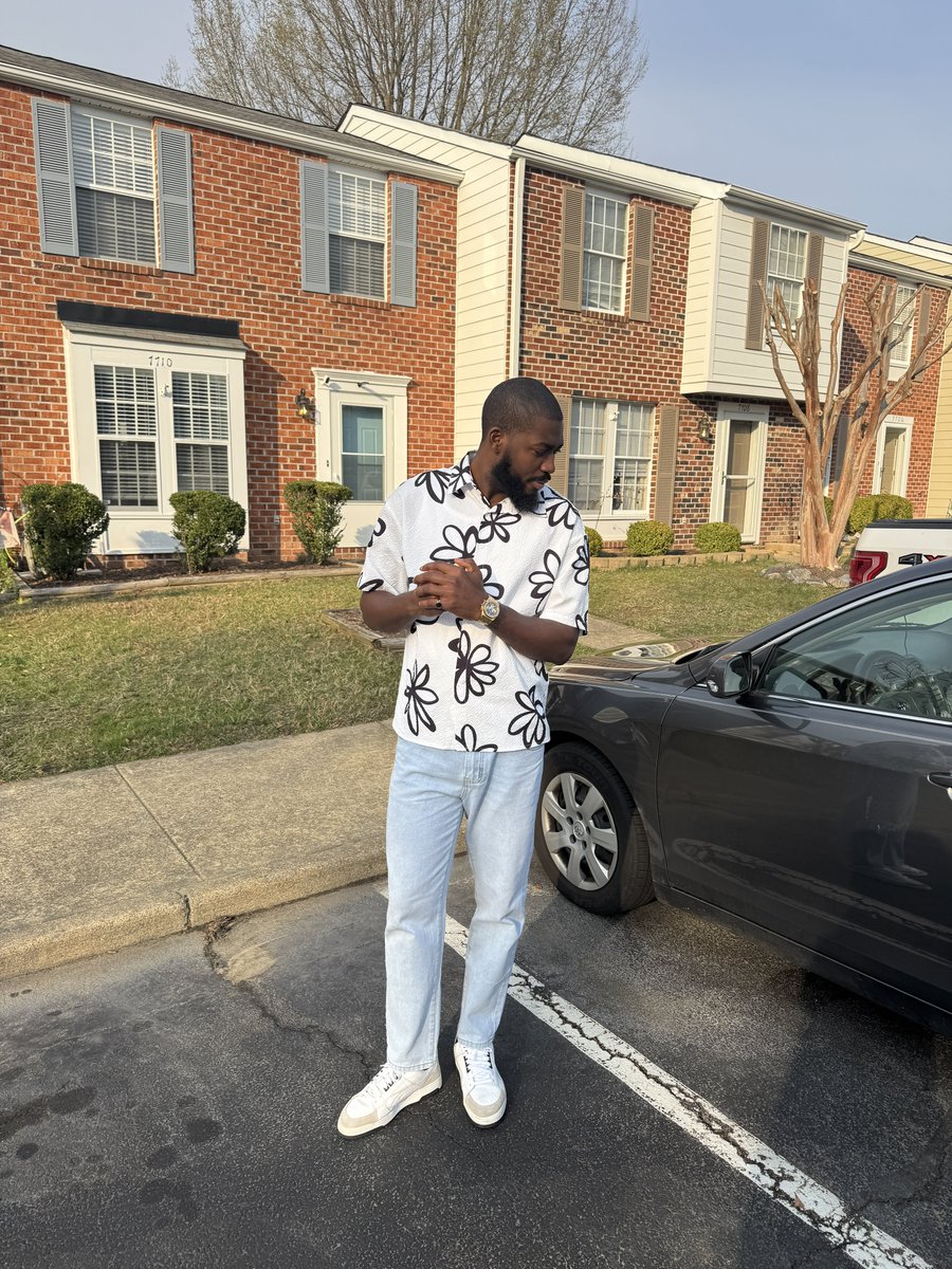 _iamodb's tweet photo. 30 on the 30th 
Happy Birthday to me 🎉🎂 https://t.co/0NH4rtMkij