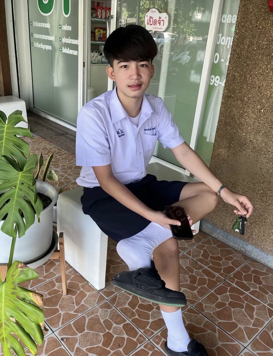 thungth3671891's tweet photo. ถุงเท้าน่าดูดให้มิดดด https://t.co/VmGdI44yBp