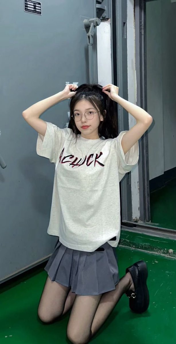 Jhcbhhqmax's tweet photo. 我这样的最怕什么姿势 #意淫 #强奸 #女王 #女s #萝莉 #大奶 #巨乳 #肥臀 #轮奸 #肥猪 #败北 https://t.co/5V4SssTVS6