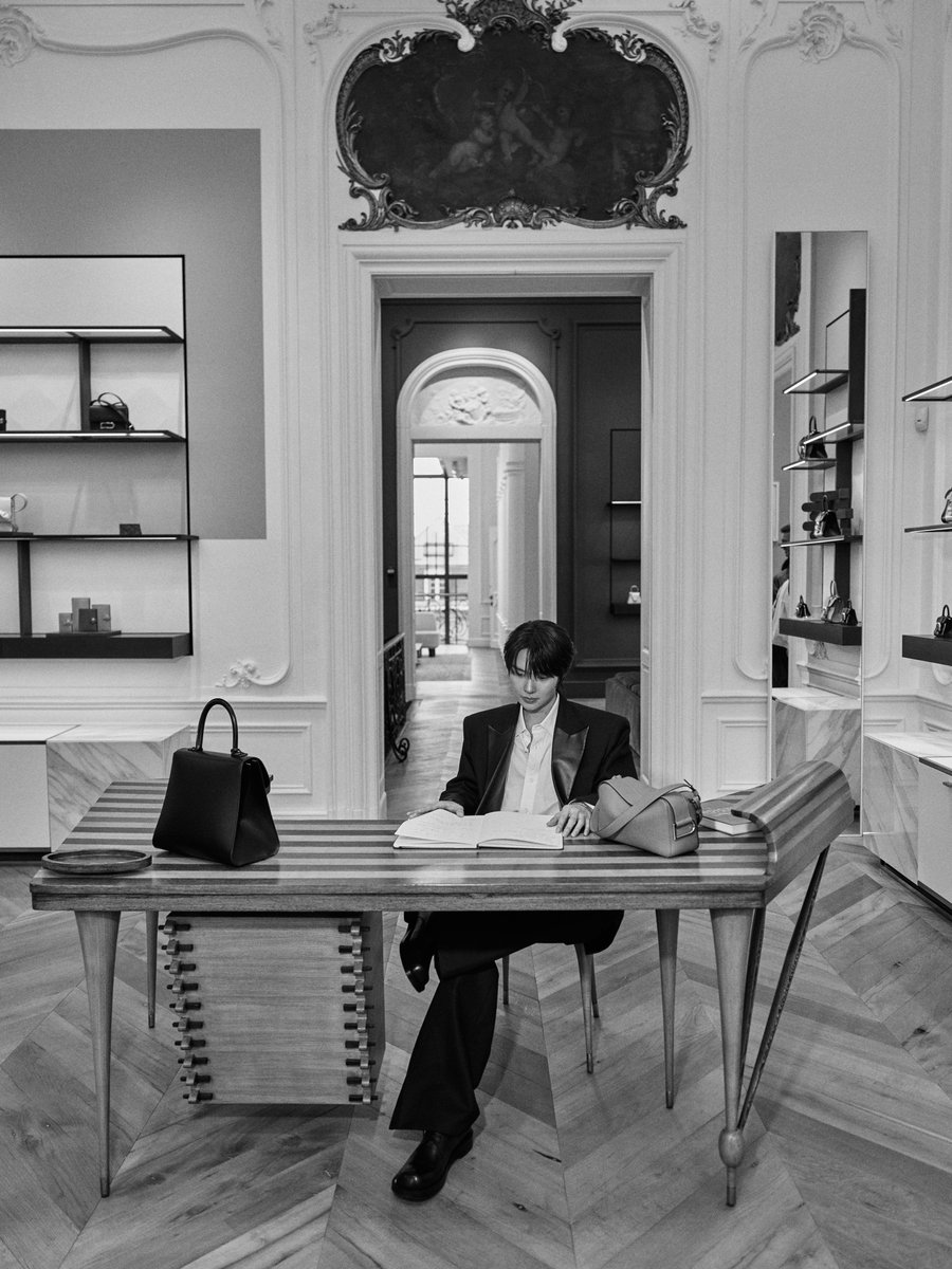 MYLOVELY_YELLOW's tweet photo. ชอบลุคของน้ำปิงมาก นิ่งมาก Quiet Luxury จริง ๆ สง่างามในแบบของน้ำปิงอ่ะ

A DELVAUX MOMENT WITH NAMPING
#NampingxDelvaux
#Delvaux
#nampingster https://t.co/7HLr7MuuTi