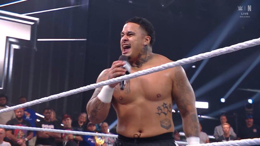 boi15005's tweet photo. Can I just say that #ZillaFatu is a fine ass nigga. I definitely crushing over Zilla. 😍😍😍 #wwenxt #wwe #thebloodlines #wwegay #wweraw #fineniggas #fyp https://t.co/jSoMDZVf4R