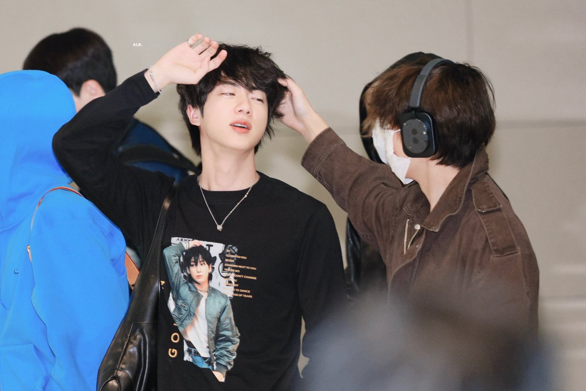 ALittleBraver92's tweet photo. 260930  Pre

🍼

#방탄소년단진 #김석진 #석진 #진 #BTSJIN #JIN 
#BTS_WORLDTOUR_ARIRANG
@BTS_twt https://t.co/5cvsthdZgb