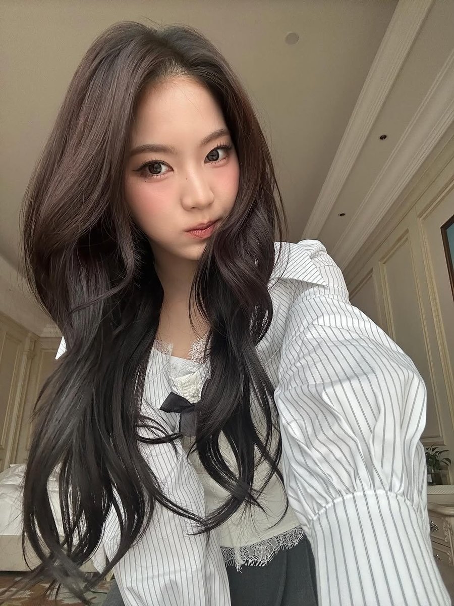 psychomiyane's tweet photo. 251101
@/isamovingon insta

#ISA #STAYC #아이사 #스테이씨 https://t.co/97c6QTQeWm