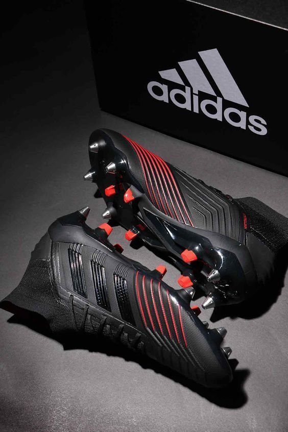 callmeswisszi's tweet photo. Which brand makes the BEST football boots?
ADIDAS, NIKE & PUMA
#ad #PUMA #Nike https://t.co/xqMBTqQKbS