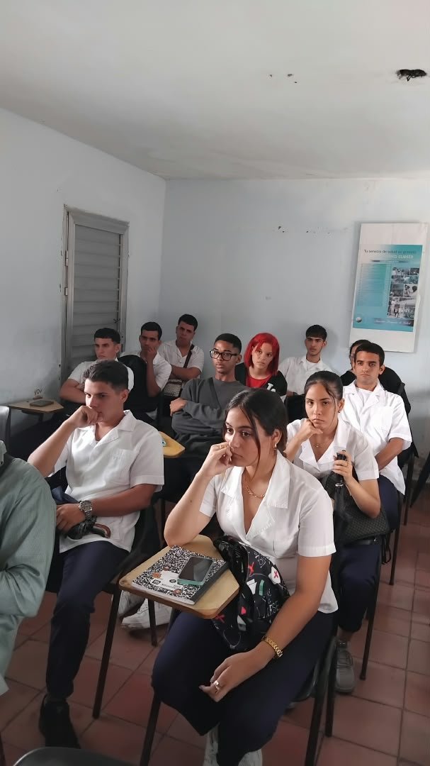 UcmMedicina's tweet photo. Se realiza en el municipio Sandino Debate y discusión sobre la implementación de las 176 medidas a implementar para transformaciones socioeconómicas en el país con alumnos de Ciencias Medicas 
#UCMPinar https://t.co/CurLixxRWP