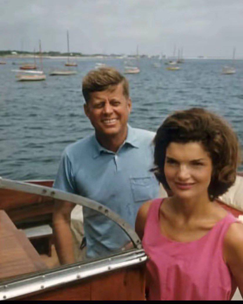RFK_TruthArmy's tweet photo. OLD GUARD POWER WILL RETURN TO THE PEOPLE

ULTIMATE PROTECTOR OF JESUS CHRIST AND GOD

THE TRUTH TO THE BLOODLINE OF JESUS CHRIST

THE SHROUD OF TURIN SHOWS THE FACE OF JESUS

THANK YOU GOD FOR STEERING ME THROUGH THIS.

I HAVE A FRONT ROW SEAT TO THE GREATEST SHOW
🤍🕊️

MUST JOIN: https://t.co/EpU29VnJ5O