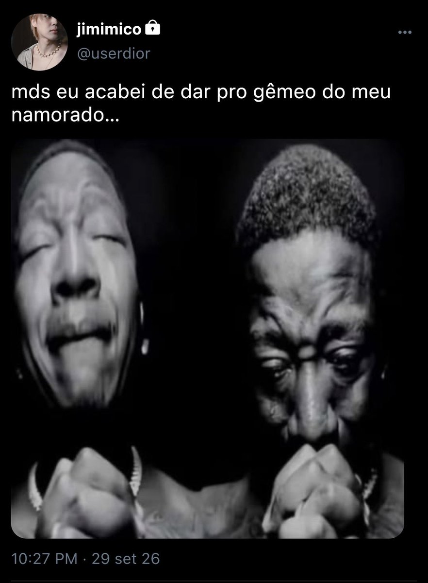 hobitokoo's tweet photo. #jikookau 🔞 onde:

Após um dia estressante na faculdade, Jimin discute com o namorado pelo celular depois de ser cobrado por não dar satisfação, o que acaba deixando-o ainda mais irritado. Então, vai até a casa do namorado para tirar satisfação e acaba descontando toda a sua raiva na cama, sem imaginar que estava transando com o irmão gêmeo dele.