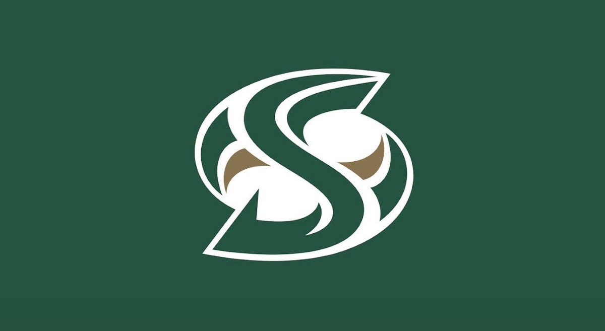 _MalikThomas4's tweet photo. #AGTG Truly blessed to receive my first D1 FBS offer from!!! @SacHornetsFB @CoachBBlackmon @NCDAWGPOUND @CoachCollins_1 @Coach_J_Morgan @BallCoachNelson @CatchitPat https://t.co/pTVOHTEZ1c