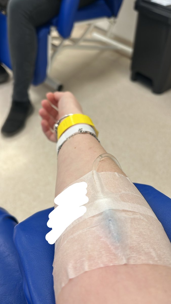 ilyappletea's tweet photo. voltei do hospital, adivinhem oq eu tenho… https://t.co/IjnzEacGcg