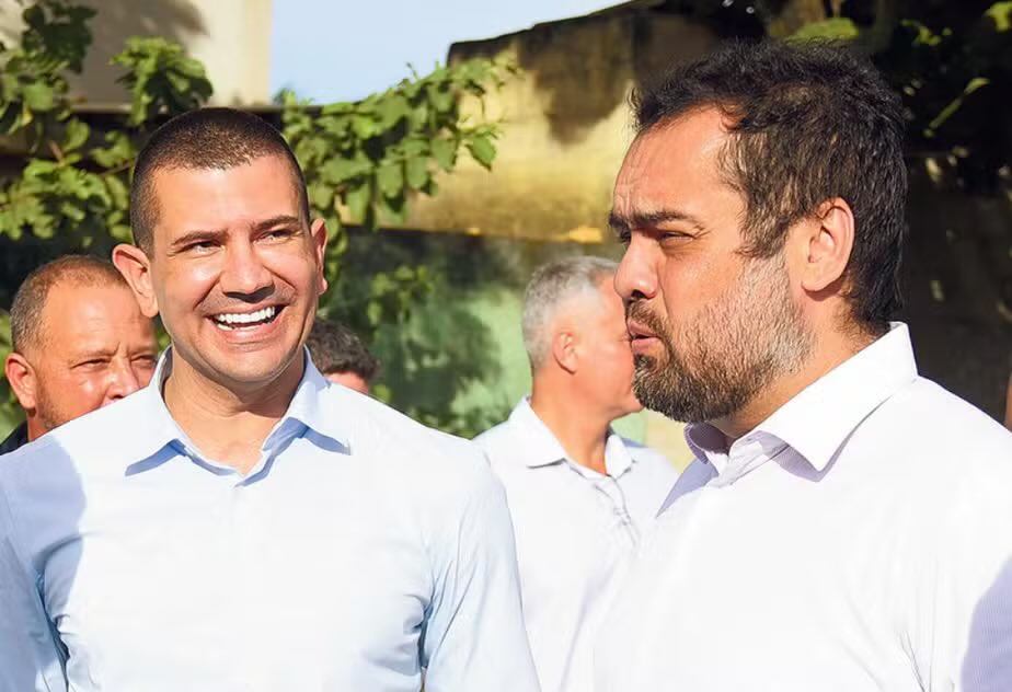 pedroduarterio's tweet photo. É inacreditável ver no debate o Douglas reclamando da gestão Claudio Castro como… se ele não tivesse sido secretário do próprio 🤪 https://t.co/Rdm0bluM6m