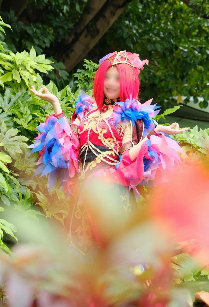 chai_starlight's tweet photo. "𝑰𝒏𝒕𝒐 𝒕𝒉𝒆 𝑭𝒓𝒆𝒏𝒛𝒚"
オウムダンサー🦜

#Dハロ仮装2026
#Dハロ仮装 https://t.co/zbkBacxysN