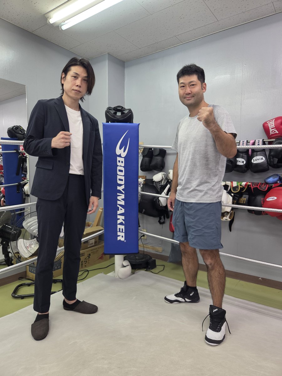 BODYMAKER_KANTO's tweet photo. 本日、BOXING FITNESS KENGYM様お伺い致しました。ご対応ありがとうございました。吉川駅前にあるボクシングジムでフィットネス感覚で楽しめます!ボディメーカーはグローブ、コーナーマットなどご利用中です。https://t.co/idNMeaGEJZ
今後とも宜しくお願い致します。 #bodymaker #ボクシング https://t.co/cr2i3RlUfO