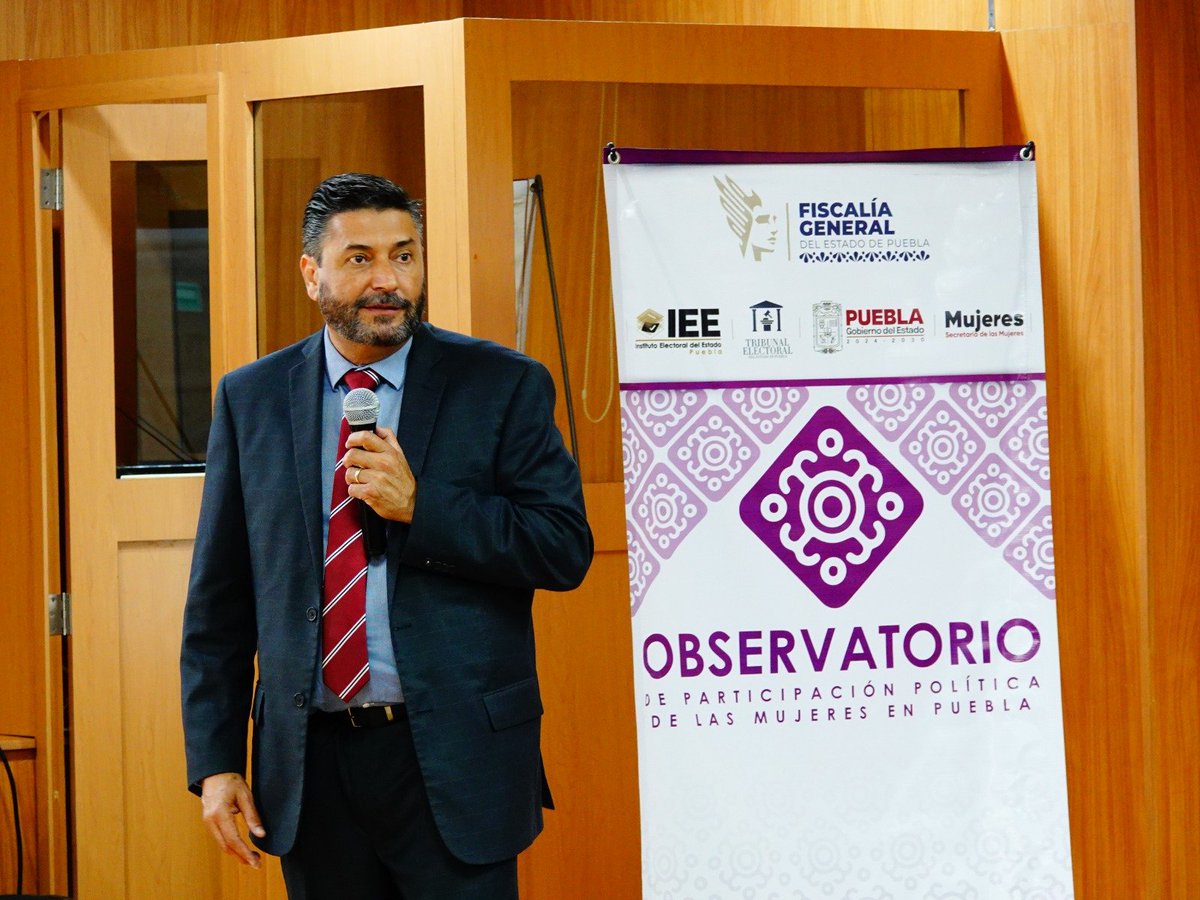 trielecpue's tweet photo. @Obsmujer98164 Las Magistraturas del #TEEP participaron en este espacio de diálogo y reflexión, realizado en la Facultad de Administración de la @BUAPoficial, donde se abordaron las competencias y atribuciones legales de las instituciones que integran el Observatorio en materia de VPMRG. ✨️🟣 https://t.co/KdcWhuWNla