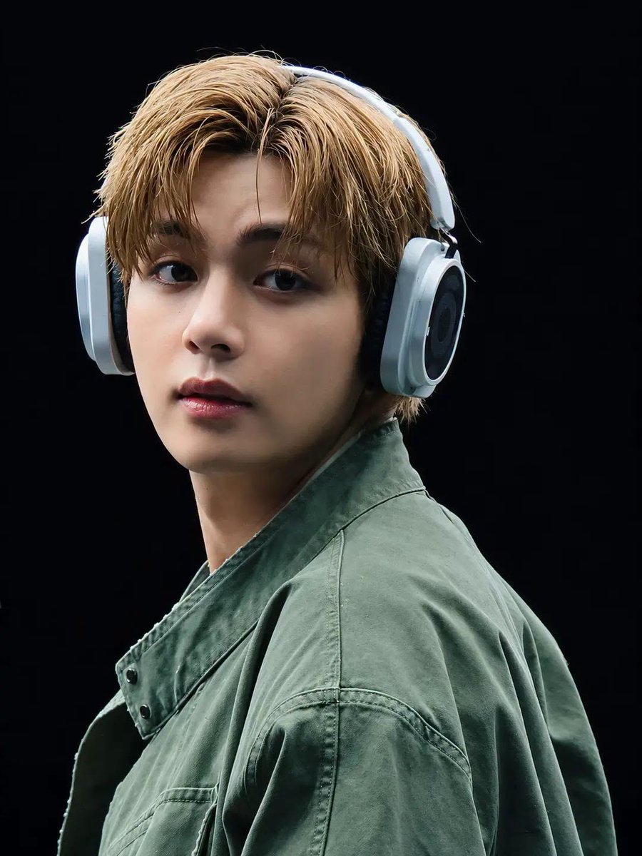 btsfancafe__twt's tweet photo. [INFO] TAEHYUNG FOR NOTHING 💜 (1/2)

NOTHING GLOBAL AMBASSADOR V 
#TAEHYUNGxNOTHING 
#VxNOTHING https://t.co/UcWAtjlcRR