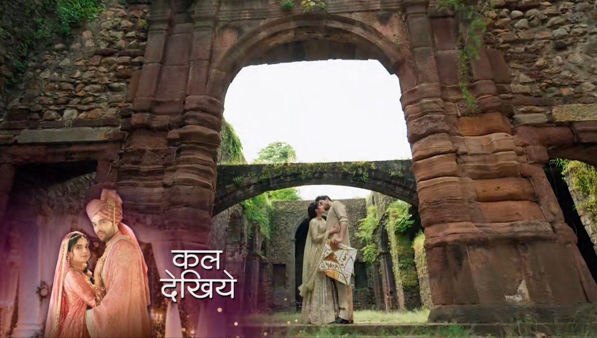 klaroliner123's tweet photo. FROM THE FIRST HAND HOLD AT THIS PLACE TO THEIR CONFESSION AND PROPISAL, LIFE HAS COME A FULL CIRCLE FOR THEM 😭😭😭

My MaHer heart is healing ❤️‍🩹 

Itne Juda Ho Ke Bhi Kaise Hone Lage Haum Ek Jahan
Kyun Khamkhaan Hi Bewajah Judne Lage Hum Is Tarah ❤️

#SeherHoneKoHai #MaHer https://t.co/OYFcuLB3wP