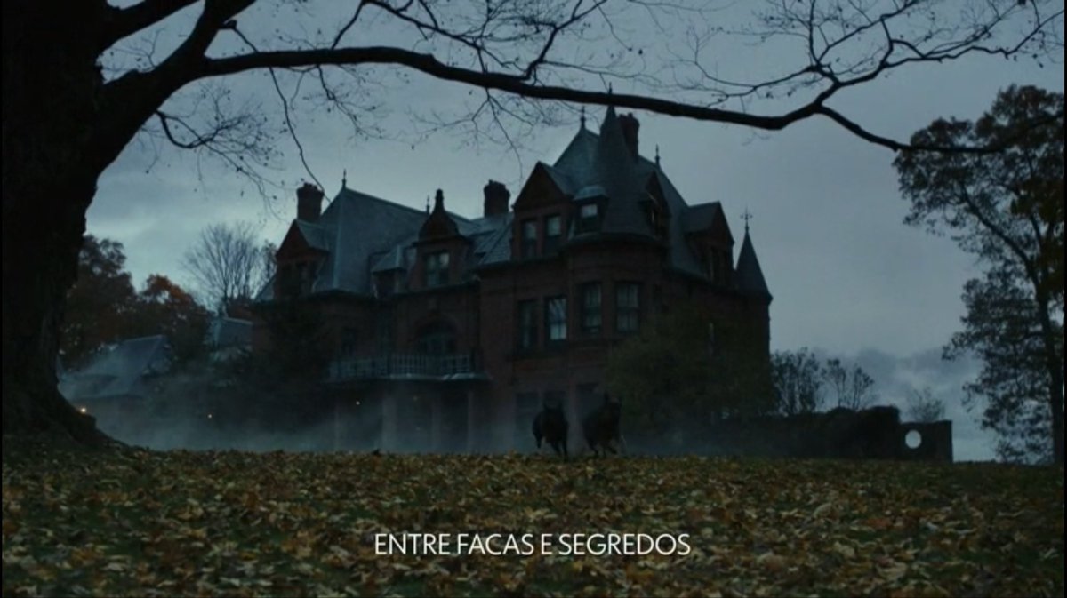 ProgramacaoBR's tweet photo. Em algumas praças, como Bahia, está no ar o #CinemaEspecial com Entre Facas e Segredos (lá teve a sabatina com apenas 1 candidato presente) https://t.co/C8ARMhpTW9