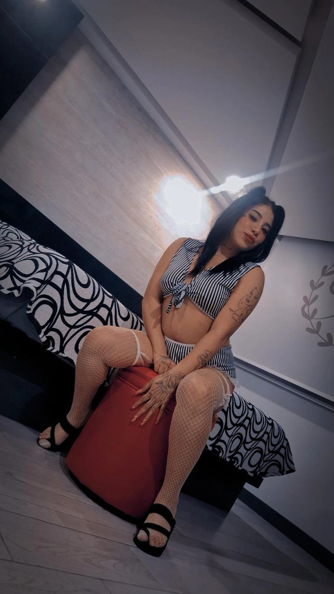 Taniat4cez's tweet photo. Cual te gusta mas.?💋 https://t.co/aiqlqfwM5T