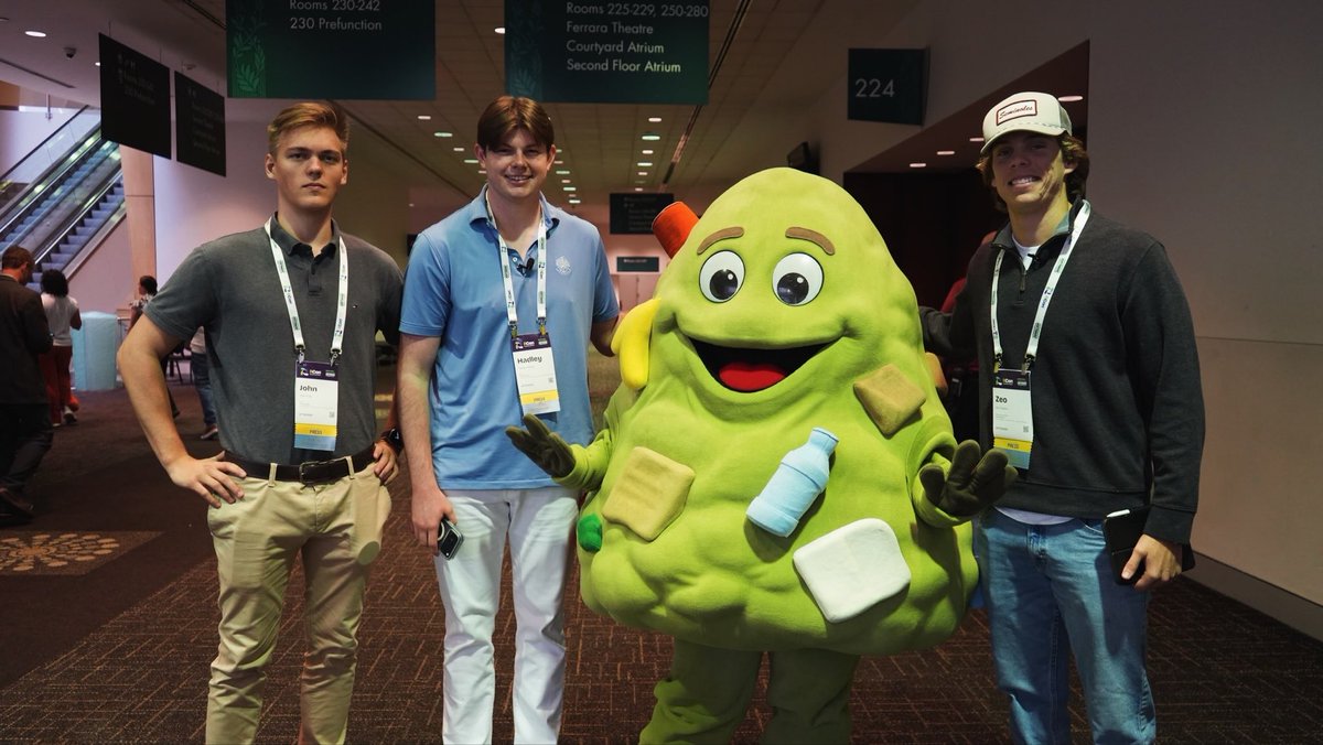 Bond4Waste's tweet photo. Day 1 of @SWANA RCon is in the books! ♻️🎥

Great conversations, new connections &amp; plenty captured from the floor. As a media partner, we’re excited to share more from RCon. https://t.co/uUn5ulE2TR