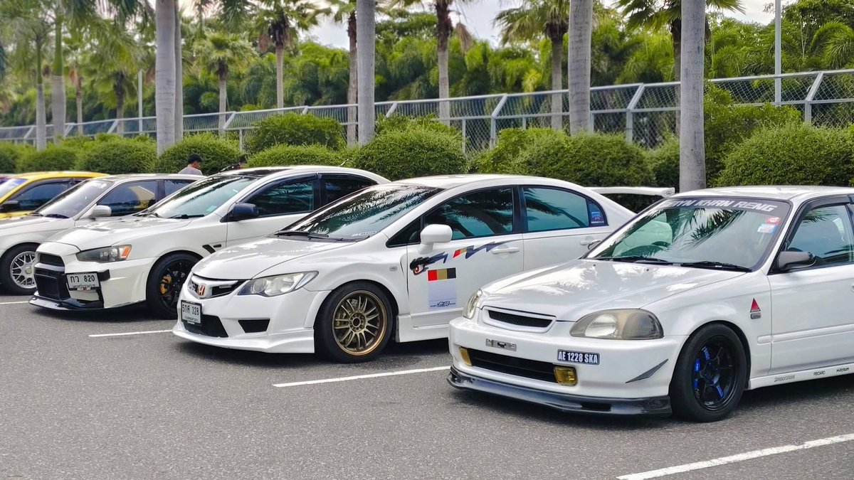 Tuptim64255702's tweet photo. "We don't just share a passion for cars; we share a lifetime of friendship."• พวกเราไม่ได้แค่ชอบรถเหมือนกัน แต่พวกเราแชร์มิตรภาพร่วมกัน 🫰 Street Doc fast Song khal 🔥🏖️😎   #นครศรีธรรมราช #หาดใหญ่
 #สงขลา #fwb https://t.co/uUbLYQEopr