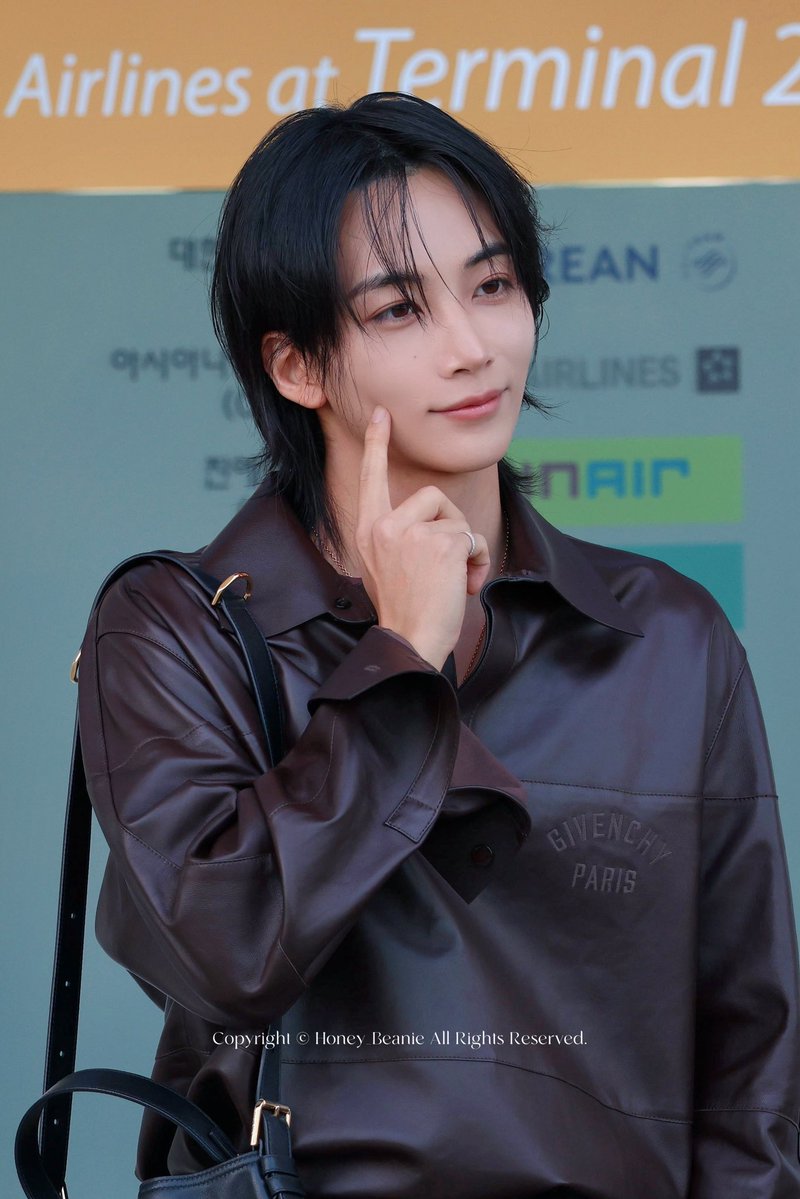 honeybeaniee's tweet photo. 260930

#정한 #Jeonghan
#세븐틴 #Seventeen
@pledis_17 https://t.co/kaG8zze81h