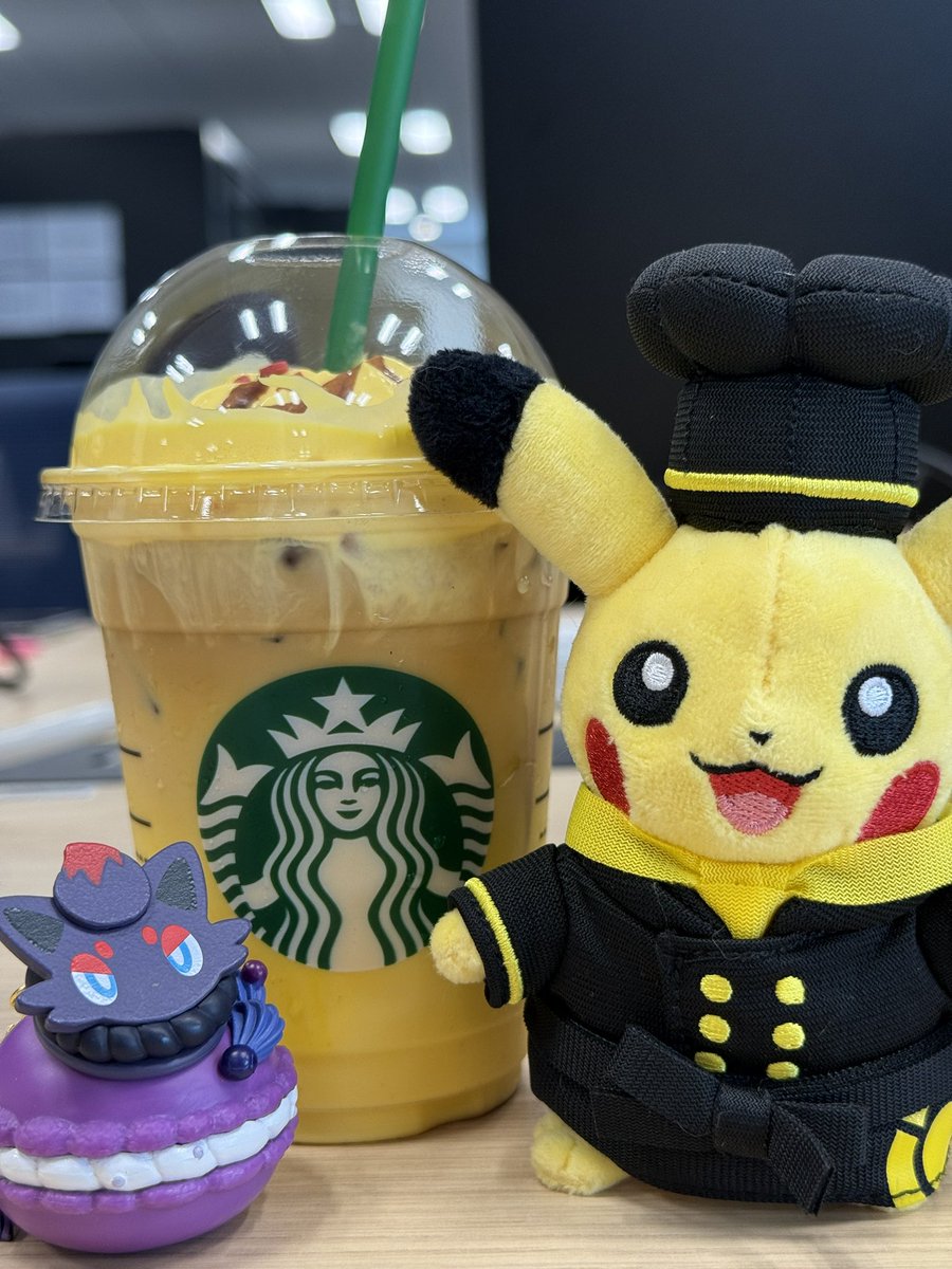 Julytaro_jp's tweet photo. 職場の真下がねスタバなんだ🥹✨

予定外のタンブラーも買っちゃった笑 https://t.co/0Sf6EjYlC2
