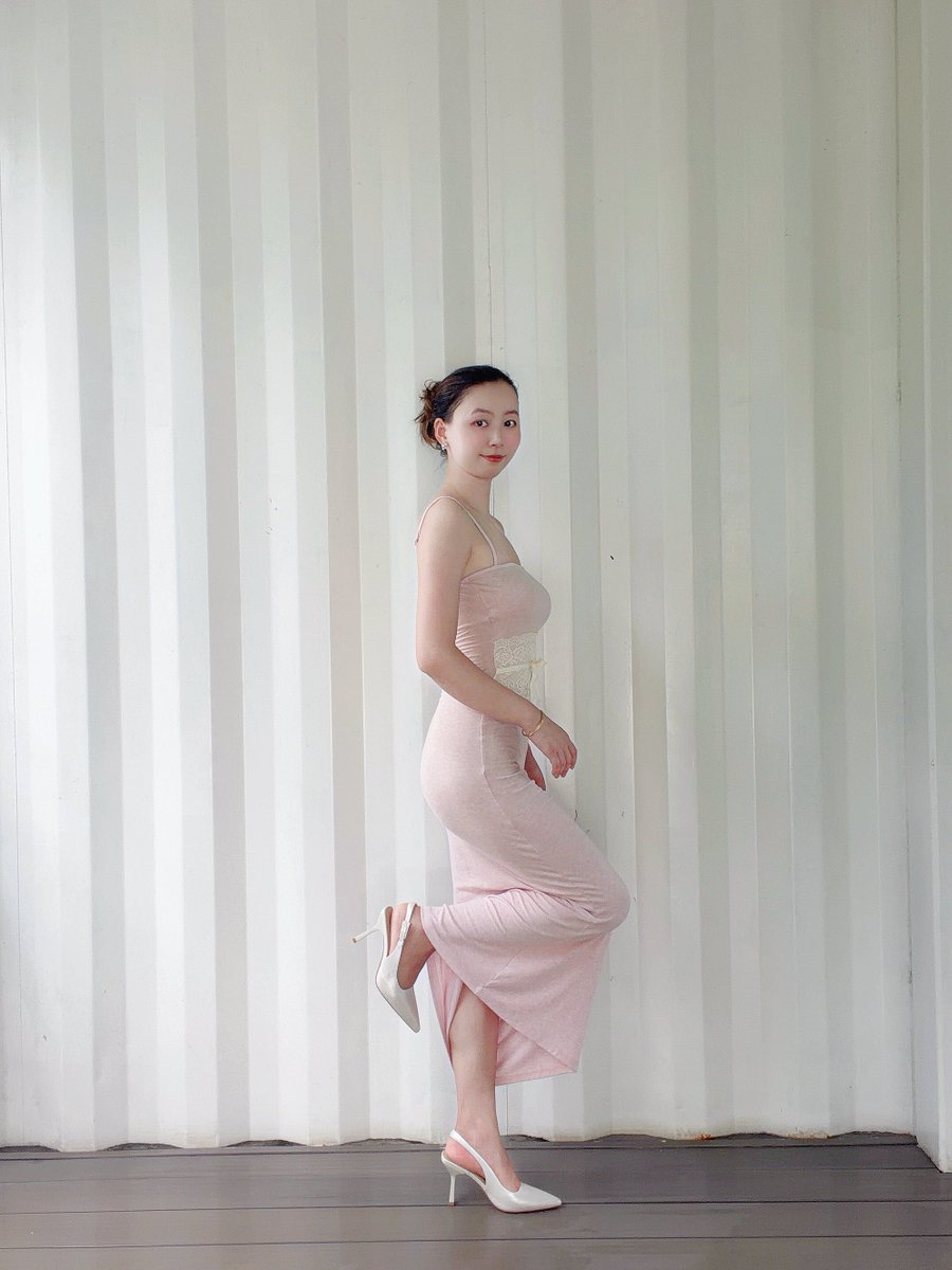 LI22666's tweet photo. Loving this soft pink look! The lace belt makes it ✨ #slipdress #summerstyle #pinkaesthetic #ootd #fyp https://t.co/n0t23Gb2c4