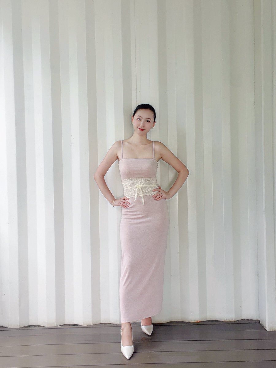 LI22666's tweet photo. Loving this soft pink look! The lace belt makes it ✨ #slipdress #summerstyle #pinkaesthetic #ootd #fyp https://t.co/n0t23Gb2c4