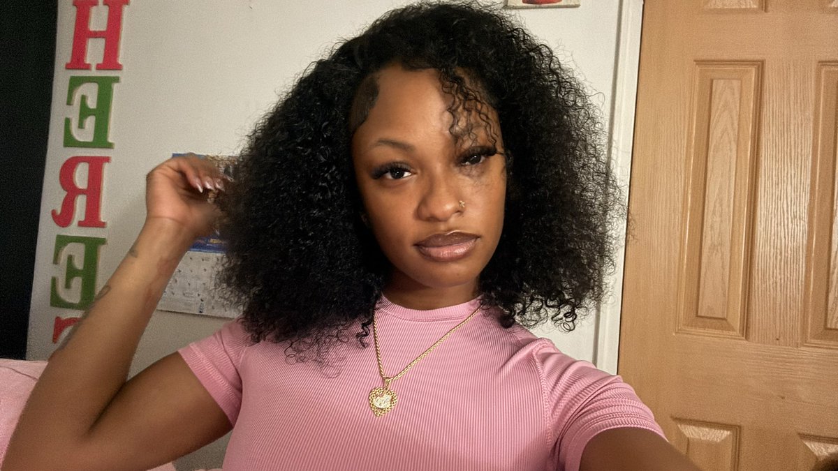 misssqueennnnn's tweet photo. couldnโt look this good just to sit in my camera roll ๐ซฉ๐#prettymami #wiginstall #loveme https://t.co/xwKGOxgzub