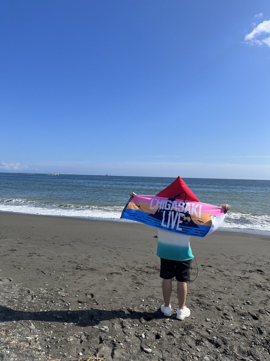 SAS____3150's tweet photo. あれから丸3年 この時に初めて茅ヶ崎行って初めてサザンに会えた日
昨日の事のように覚えてるなぁ😭 https://t.co/mZ9fTyEgMH