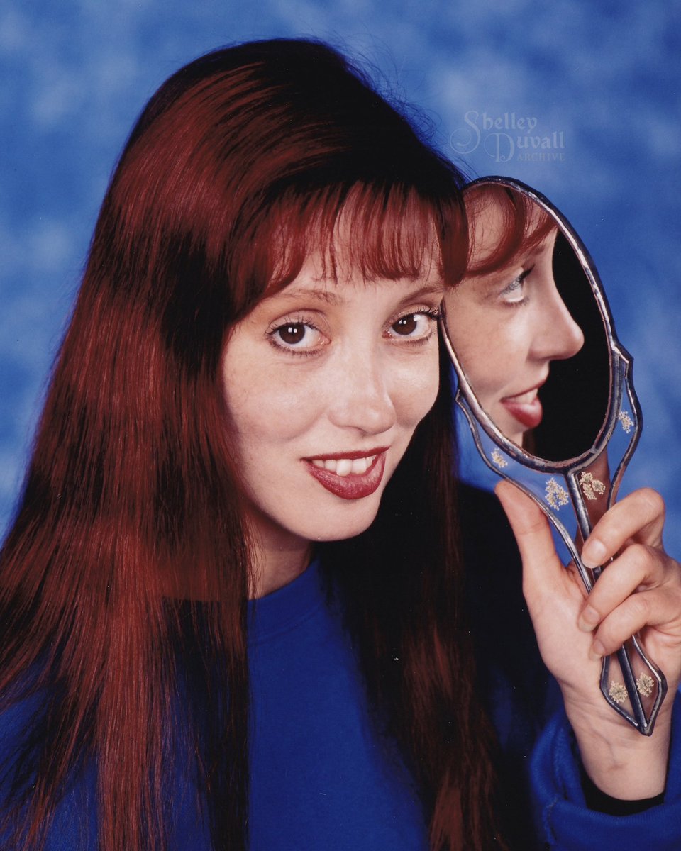 shelleyduvallxo's tweet photo. Shelley Duvall photographed by Lynn Houston (1990). 💙 https://t.co/GmzZPmLjB4