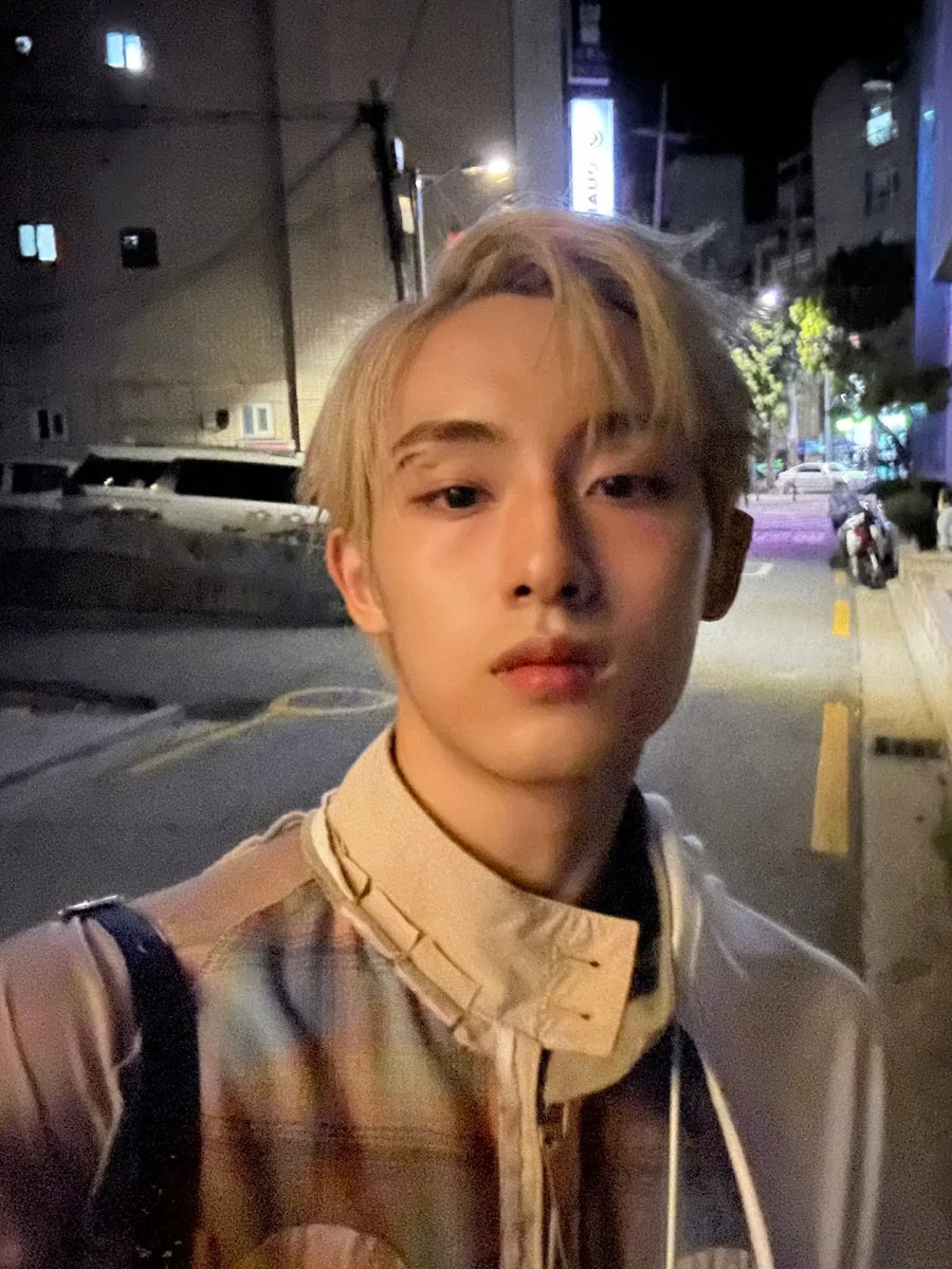 soonyunqi's tweet photo. miss you my bby https://t.co/f1W9FpCJq6