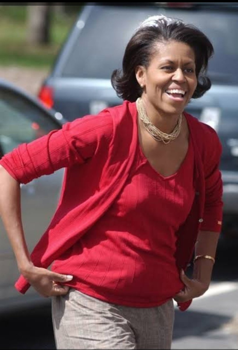 _Barron_CHaT__'s tweet photo. Michelle Obama ranked as worst US First Lady in History!! 

Raise your✋ if you agree!! https://t.co/snOyjkiza6