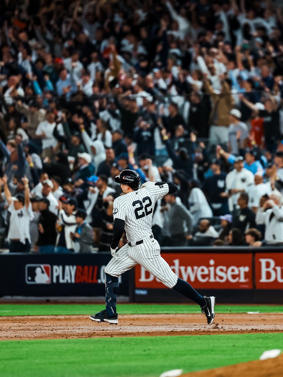Yankees's tweet photo. Ben Arroz is cookin’ 🔥

#RepBX https://t.co/8PyWrt1qAF