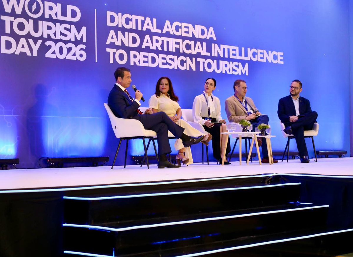 EmbColES's tweet photo. 🇨🇴 Colombia avanza hacia un turismo cada vez más innovador, sostenible y conectado, en el que la tecnología contribuye a enriquecer la experiencia de los viajeros, ampliar la promoción de los destinos y visibilizar la diversidad de nuestros territorios.
@CancilleriaCol https://t.co/8DM487Rtlo