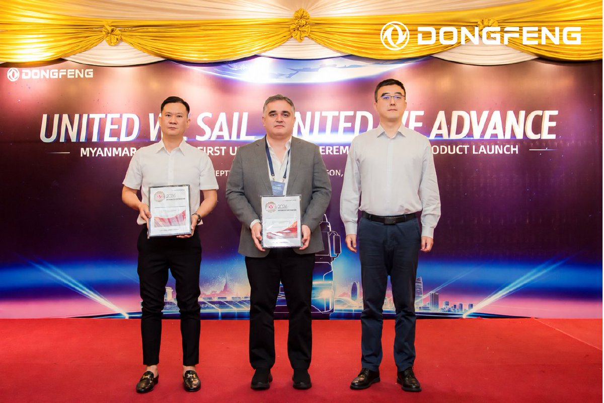 DongfengCVx's tweet photo. 🌏 UNITED WE SAIL. UNITED WE ADVANCE.

DONGFENG’s Southeast Asia business is gaining momentum:
📈 Truck sales +188% YoY in 2026
🏆 Partners recognized
🚛 First vehicle rolls off our localized plant
A new chapter begins.

#DONGFENGCV #ItsAllAboutTrust #SoutheastAsia https://t.co/oGClyBpl8t