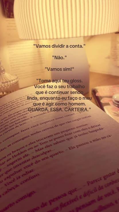 desmaterializar's tweet photo. @arin_axe guarda. essa. carteira. https://t.co/U5KA6zgaGZ