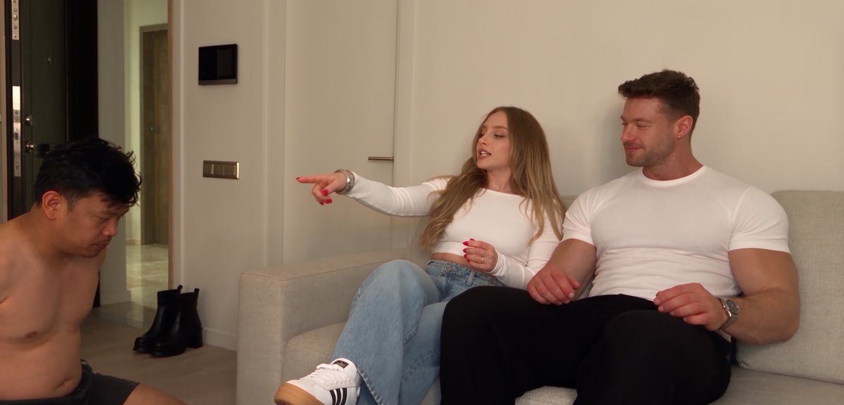 cuckoldfootdom's tweet photo. Megan orders slave to bring a glass of wine for them. Then he will start licking boots of her boyfriend. (You can find full video in bio) #footslaves #alphacouple #coupleslave #foothumiliation #bdsm #femdom #cuckolding #cuck https://t.co/DvOxZQHR1L