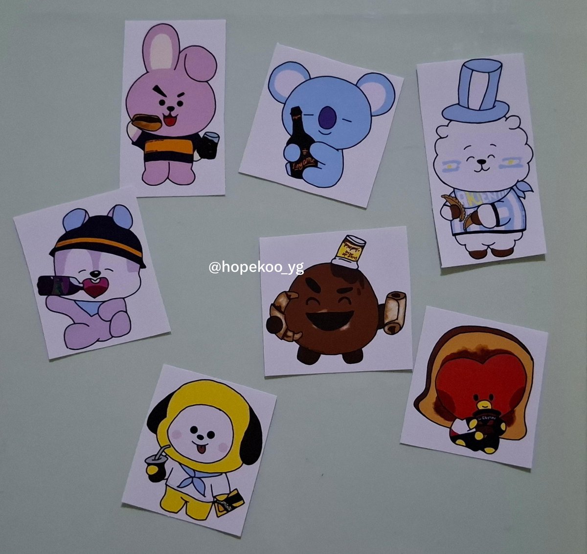 Hopekoo_yg's tweet photo. Actualización: terminé de cortar mis freebies y ahora no quiero dar nada porque los amé. Todo por las armys de mierda https://t.co/huNLMYxliJ