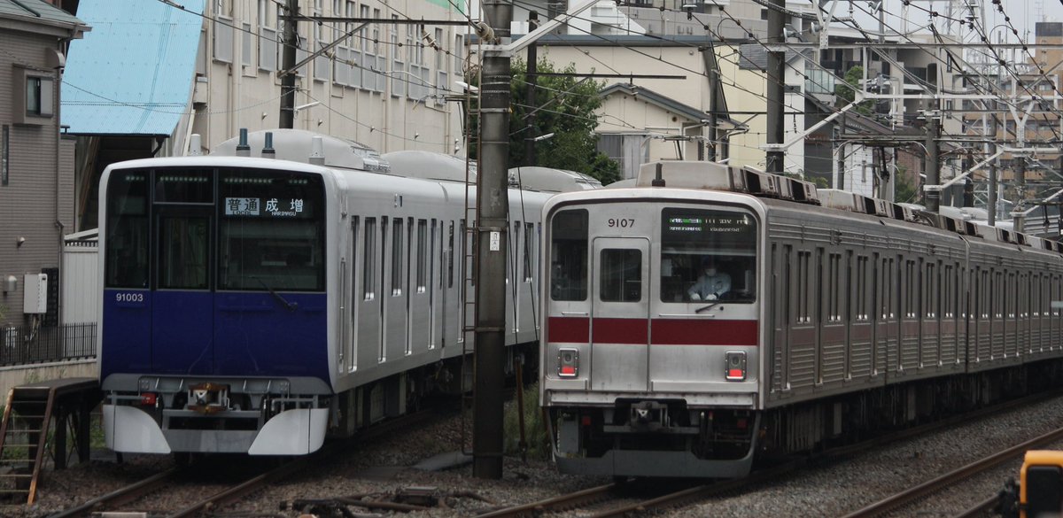 taisyo_64's tweet photo. 2026.9.30

東武東上線新型車両90000系撮影

成増駅・上板橋駅・下板橋駅にて撮影しました。念願だった9000系との並びや91002F(FRUITS ZIPPER HM)と下板橋車庫に入庫している91003Fのコラボも見れました。最高です。撮影された方々お疲れ様でした。

#東武東上線
#新型車両
#90000系 https://t.co/FzznhcSmoR