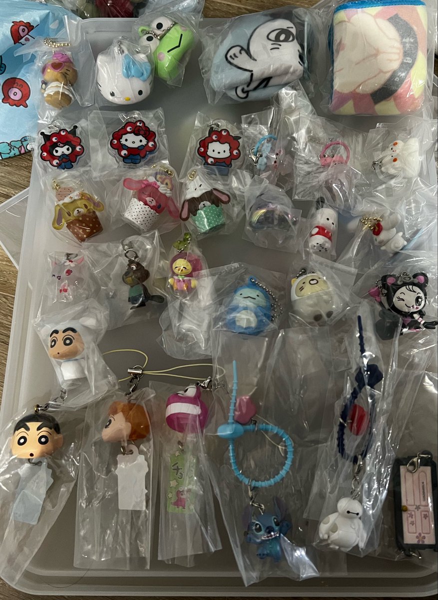 yoonni96's tweet photo. ガチャガチャ交換
譲→画像
求→ハンギョドン、ちいかわ、こびとづかん、ヨッシー
纏めての交換優先。
郵送での交換希望です。 https://t.co/6q67Eihlbw
