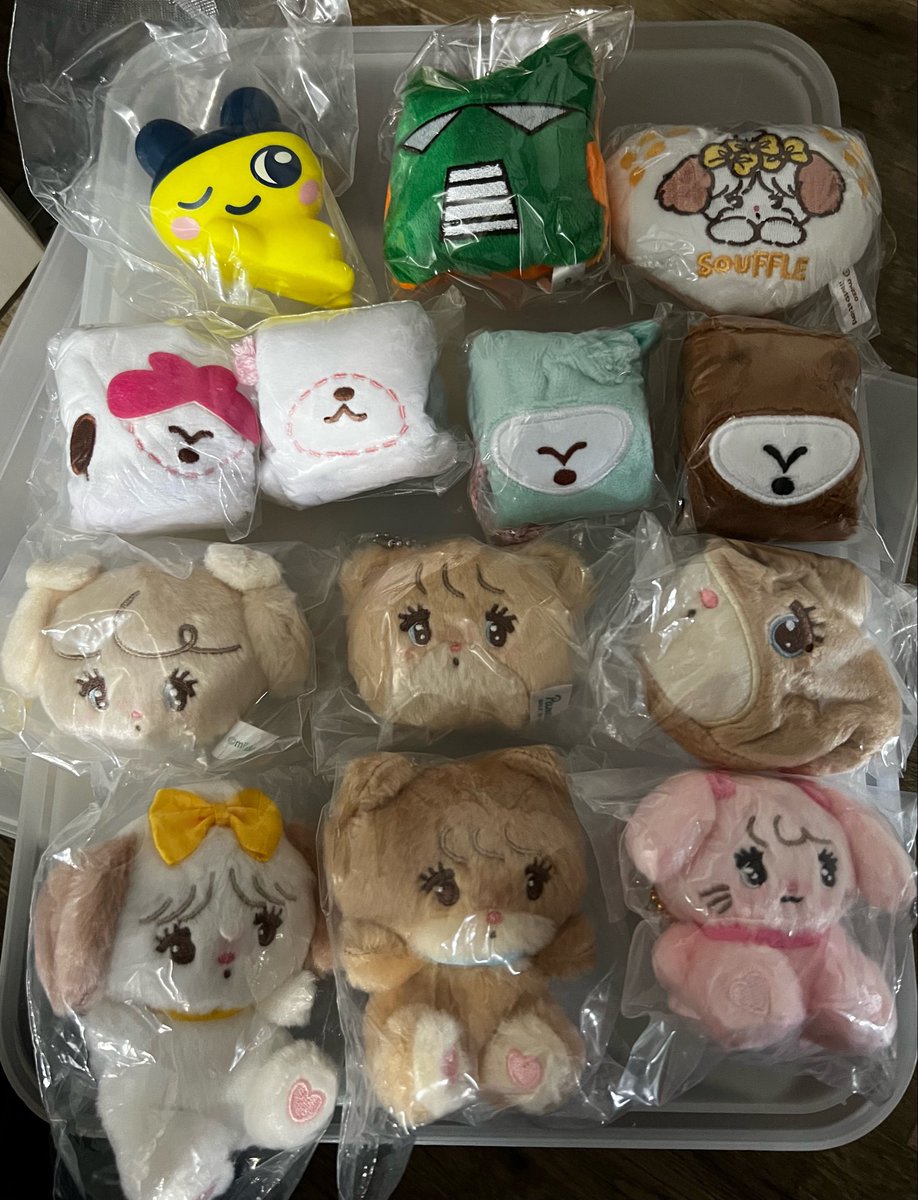 yoonni96's tweet photo. ガチャガチャ交換
譲→画像
求→ハンギョドン、ちいかわ、こびとづかん、ヨッシー
纏めての交換優先。
郵送での交換希望です。 https://t.co/6q67Eihlbw